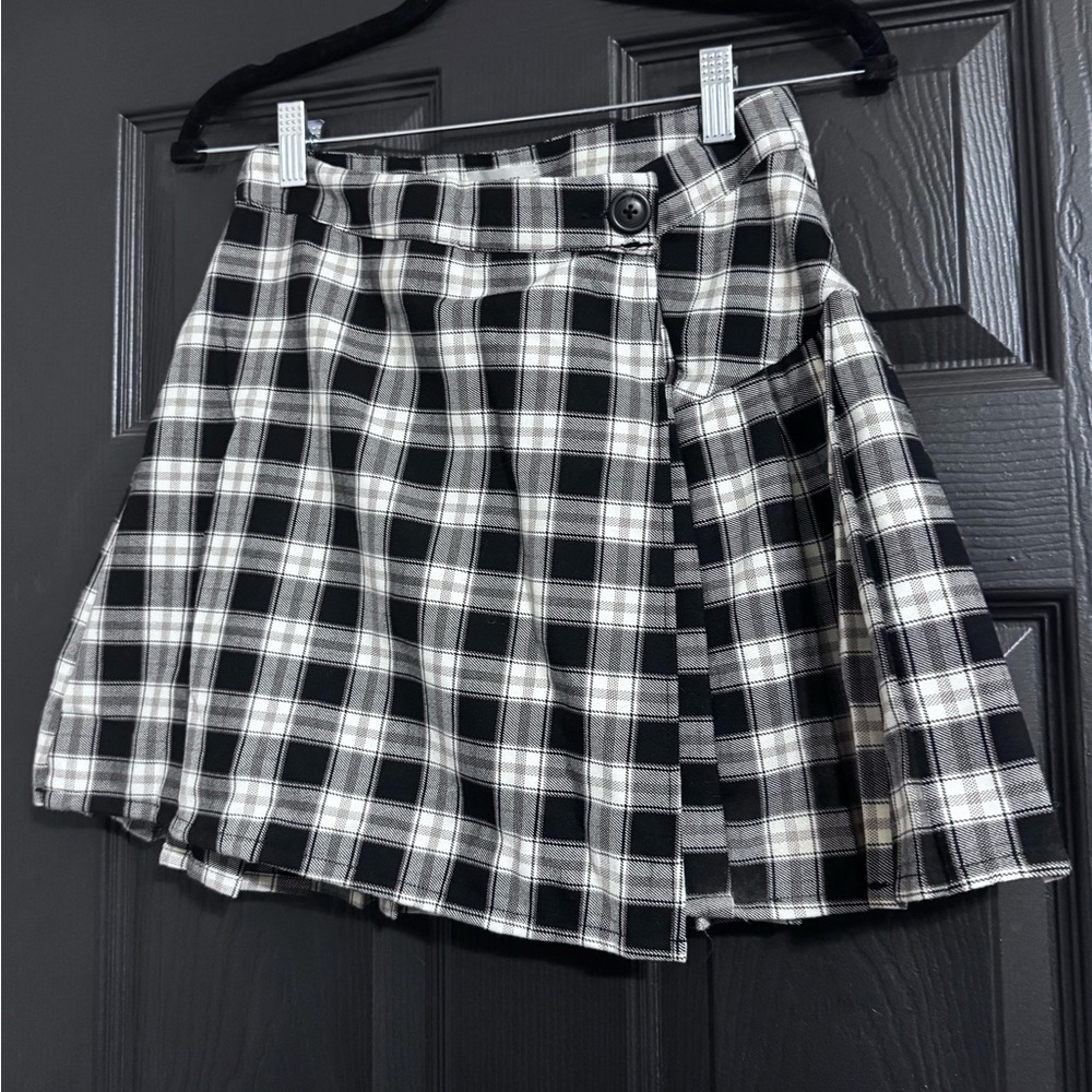 Jolt Black and White Mini Wrap Skirt with Pleats